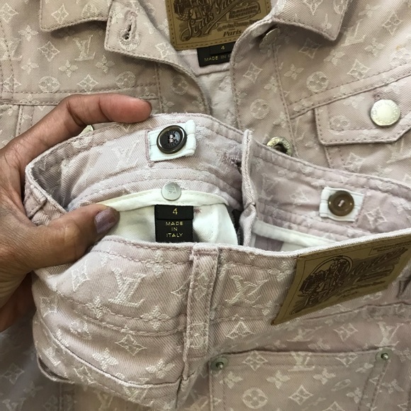 💯 Authentic Louis Vuitton jacket & mini skirt - Picture 4 of 6